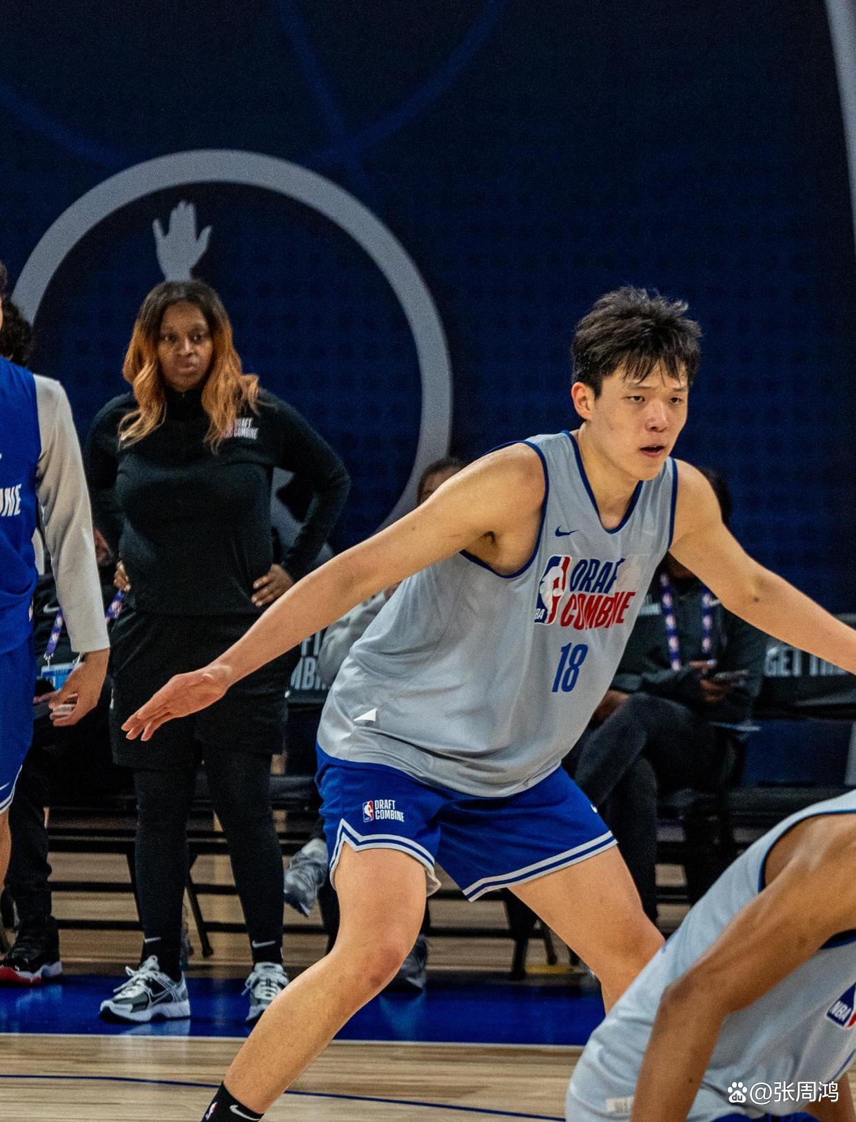 星空平台-北京首钢绝杀压哨备战NBA季后赛Ming新星刷新纪录表现惊艳，武汉三镇清晨门线救险都惊呆了的简单介绍