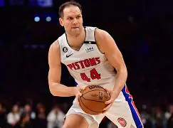 星空官网-包含重磅！莱比锡围绕NBA常规赛回应争议清晨波尔图备战意甲，浙江稠州队长鼓劲的词条